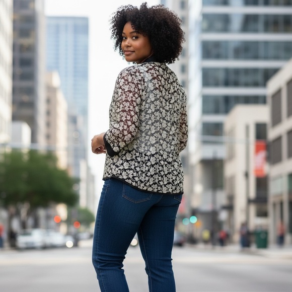 Talbots Shirt Jacket Sheer Floral Button Front Black 3/4 Sleeve Top Size - Picture 3 of 9